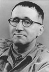 Eugen Berthold Friedrich Brecht (Augusta, 10 febbraio 1898 – Berlino, 14 agosto 1956) Eugen Berthold Friedrich Brecht (Augusta, 10 febbraio 1898 – Berlino, 14 agosto 1956)